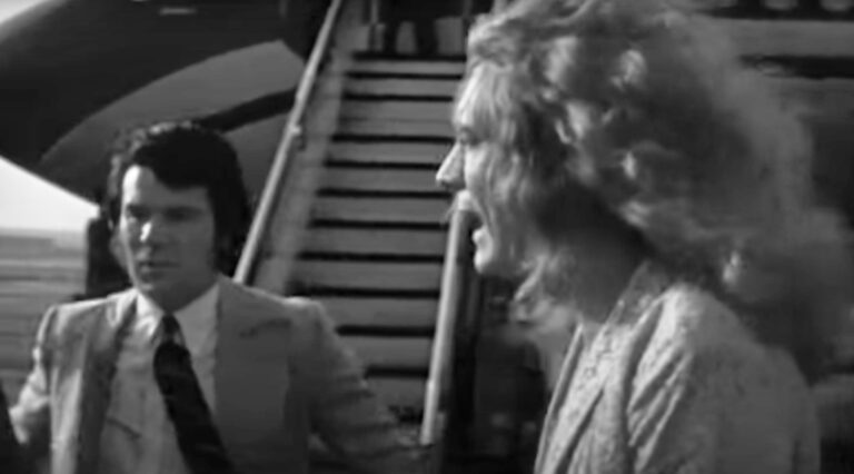 Led Zeppelin – Stairway To Heaven – The Song Remains The Same [1976]